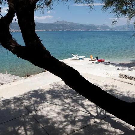 Lucija 2 Min Walk To The